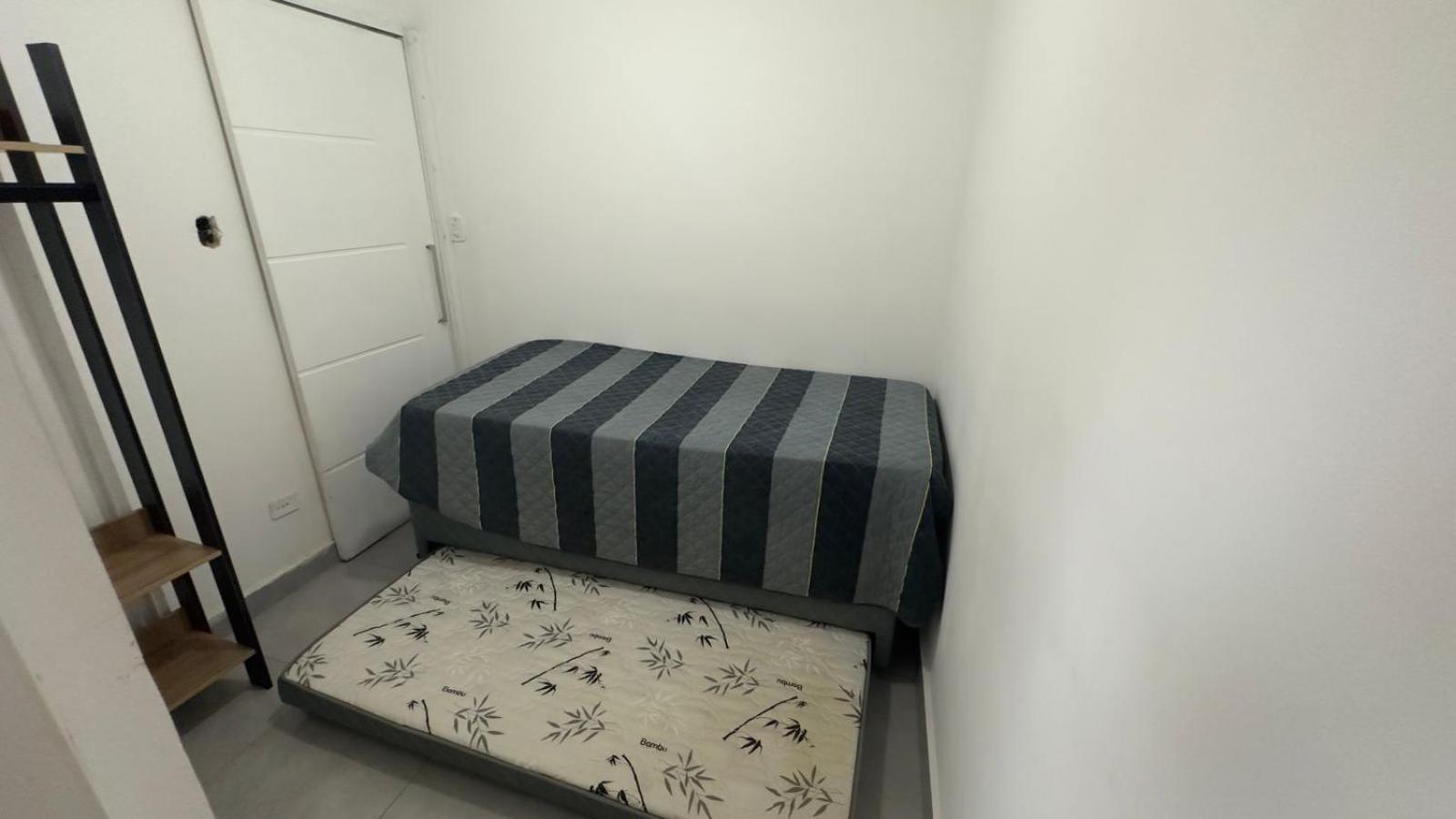 Apartamento 3 Dormitorio Praia グァルジャー エクステリア 写真